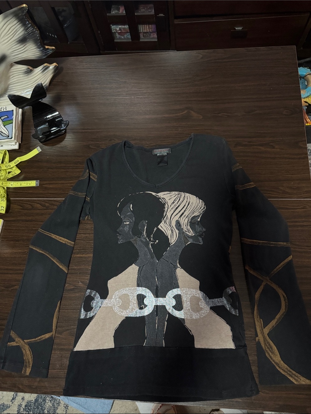 Custo Barcelona Black Long-Sleeve Graphic Tee with Metallic Chain Print